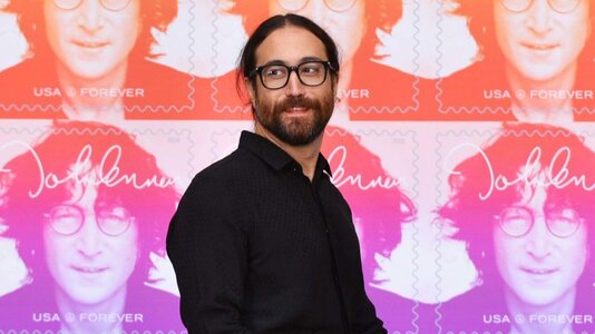 200923134529-02-sean-lennon-file-2018.jpg